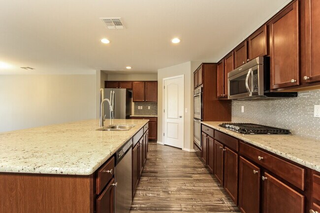 7529 W St Kateri Dr Phoenix, AZ 85339 photo 5