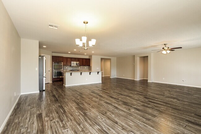 7529 W St Kateri Dr Phoenix, AZ 85339 photo 4