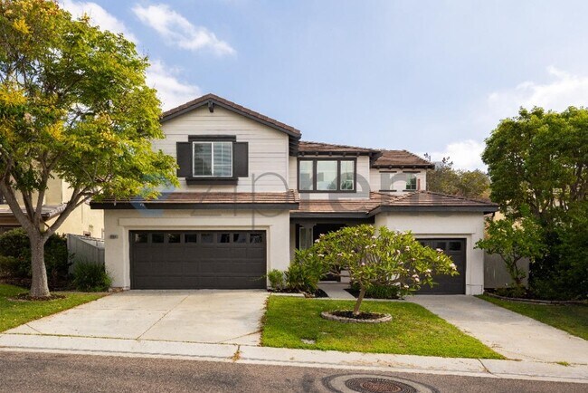 1566 Glencrest Dr