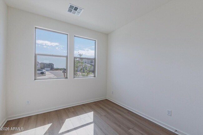 11586 N Fredericksburg St photo 5