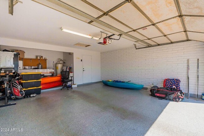5817 S Siesta Ln Tempe, AZ 85283 photo 4