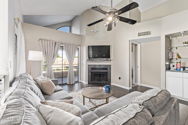 10301 N 70th St Paradise Valley, AZ 85253 photo 5