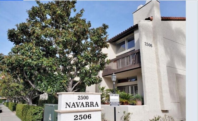 2506 Navarra Dr Carlsbad, CA 92009 photo 2