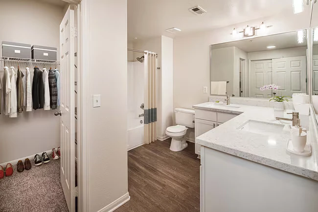 Sierra at Otay Ranch Apartments photo 5