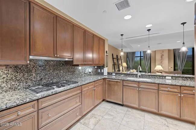 2211 E Camelback Rd Phoenix, AZ 85016 photo 5
