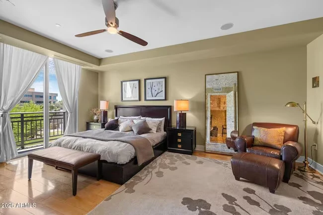 2211 E Camelback Rd Phoenix, AZ 85016 photo 4