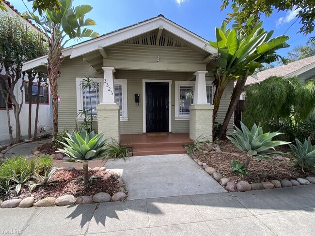 3323 Thorn St San Diego, CA 92104