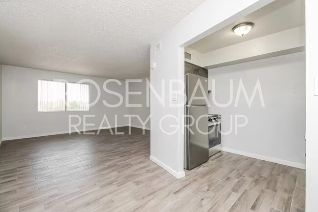 1050 W University Dr Mesa, AZ 85201 photo 3