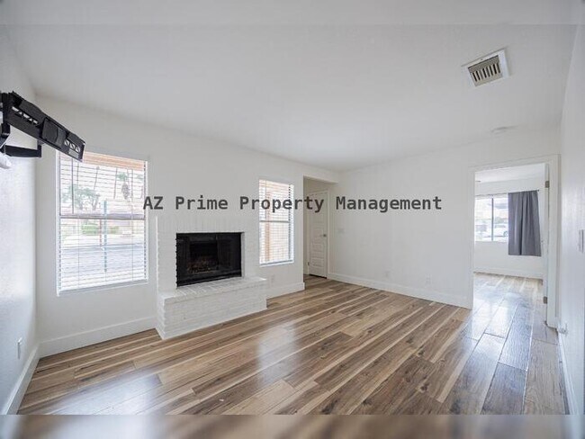 3511 E Baseline Rd Phoenix, AZ 85042 photo 4