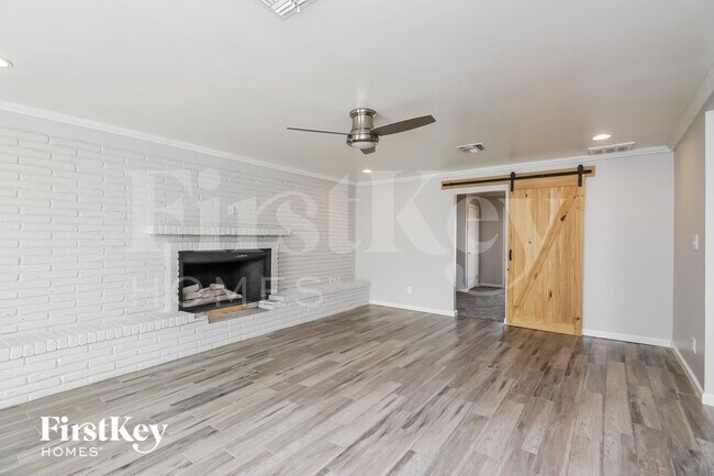 1132 N Rose St Tempe, AZ 85288 photo 3
