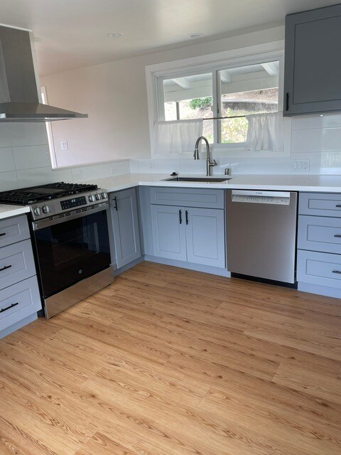101 Granlee Rd San Rafael, CA 94903 photo 3