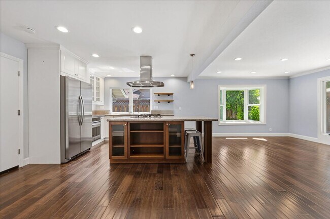 2464 Aram Ave San Jose, CA 95128 photo 5