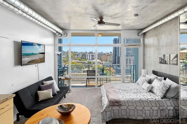 1080 Park Blvd San Diego, CA 92101 photo 2