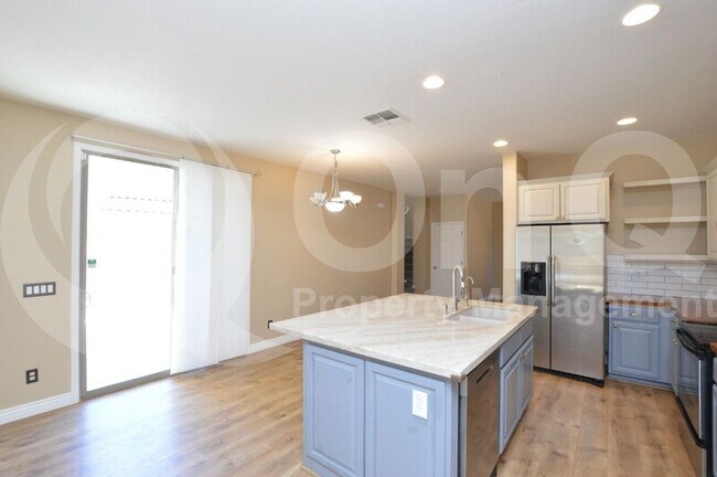 4249 E Santa Fe Ln Gilbert, AZ 85297 photo 5