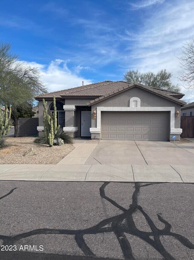 4722 E Chisum Trl photo 3