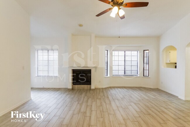 1622 E Villa Theresa Dr Phoenix, AZ 85022 photo 5