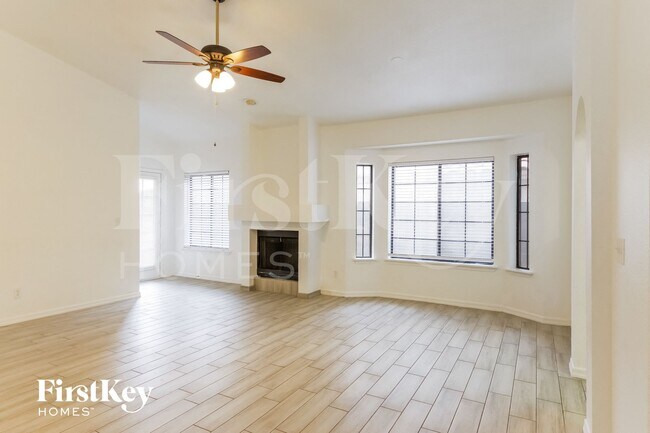 1622 E Villa Theresa Dr Phoenix, AZ 85022 photo 4
