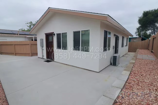 10171 Empress Ave San Diego, CA 92126