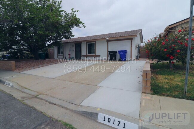 10171 Empress Ave San Diego, CA 92126 photo 2