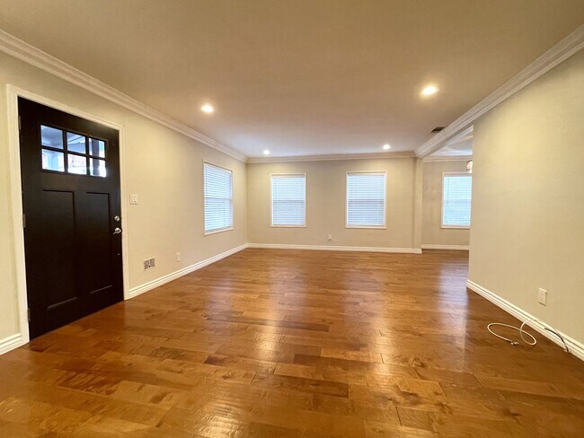 716 W Upas St San Diego, CA 92103 photo 3