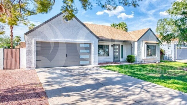 1724 E Drake Dr Tempe, AZ 85283 photo 2