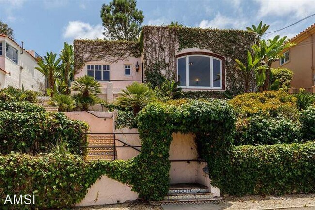 1827 Amalfi St San Diego, CA 92037