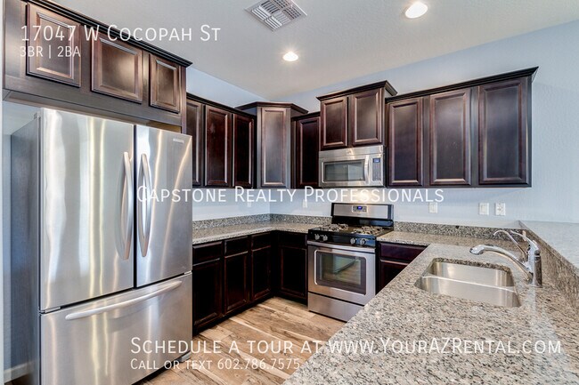 17047 W Cocopah St Goodyear, AZ 85338 photo 2