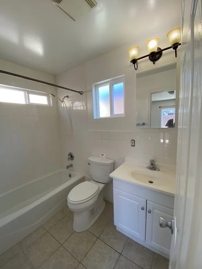 3322-24 Clairemont Mesa Blvd San Diego, CA 92117 photo 5