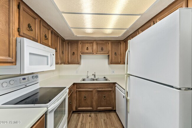 3002 N 70th St Scottsdale, AZ 85251 photo 3