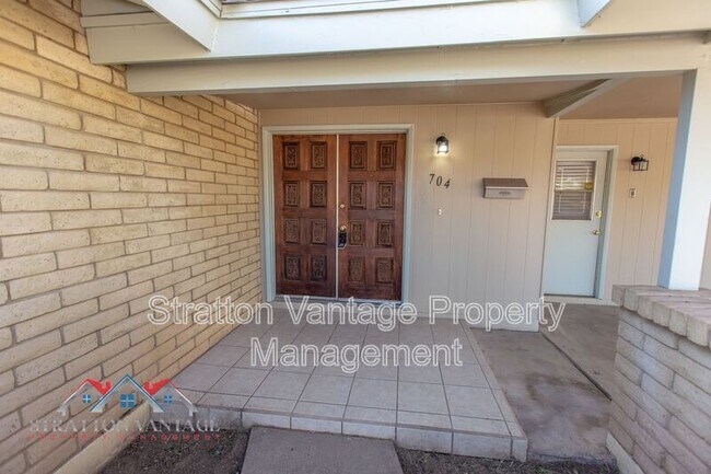 704 E La Jolla Dr Tempe, AZ 85282 photo 5