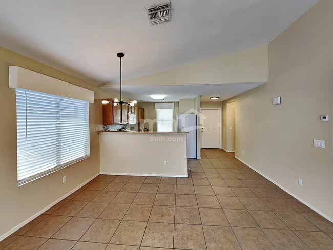 16425 N 113th Dr Sun City, AZ 85351 photo 4