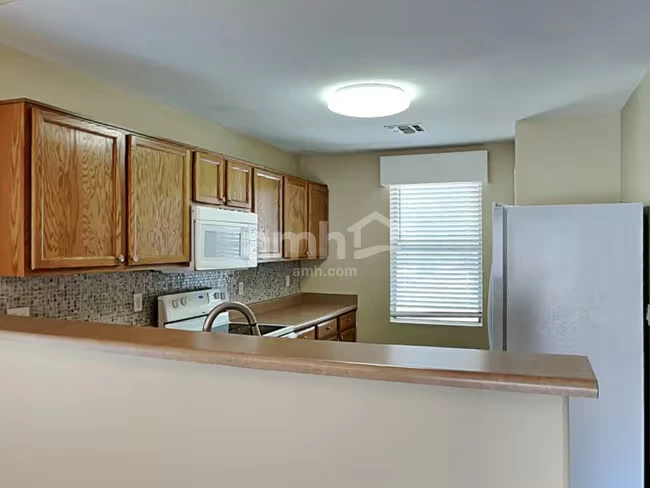 16425 N 113th Dr Sun City, AZ 85351 photo 3