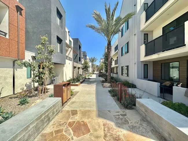 2055 Vela Ln San Diego, CA 92154