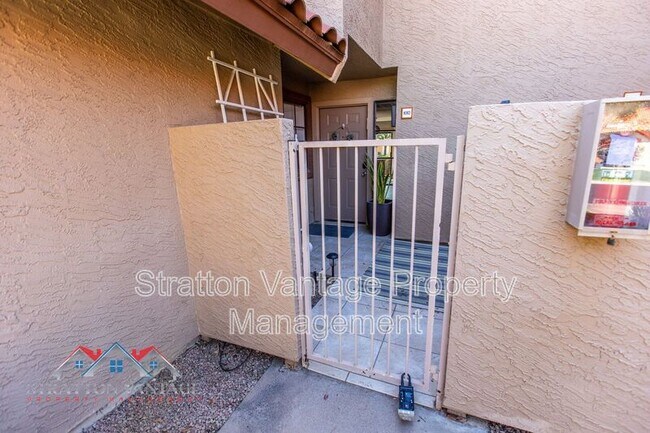 8700 E Mountain View Rd Scottsdale, AZ 85258 photo 5