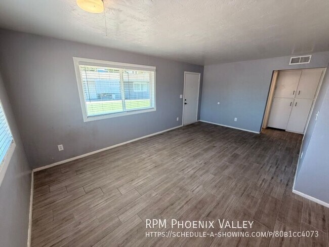 4837 E Willetta St Phoenix, AZ 85008 photo 3