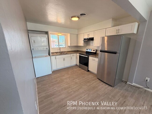 4837 E Willetta St Phoenix, AZ 85008 photo 4