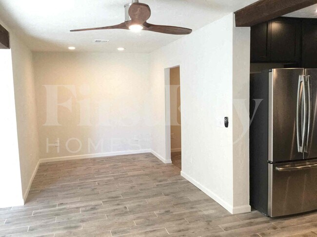 3542 E Yale St Phoenix, AZ 85008 photo 3