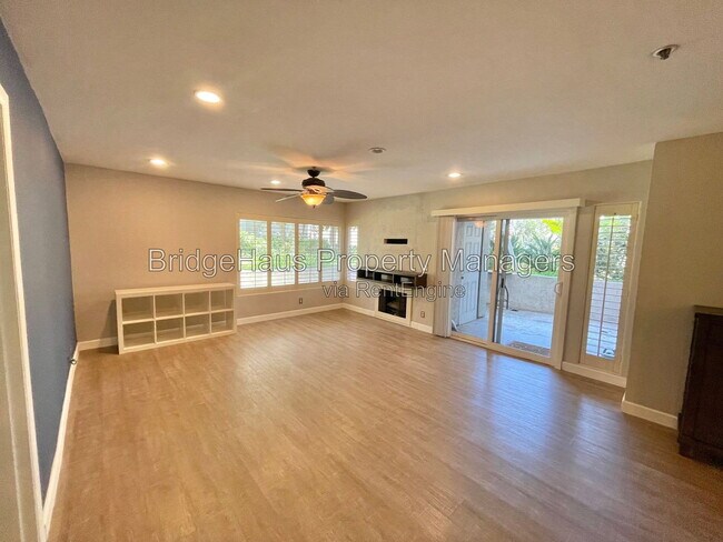 5765 Friars Rd San Diego, CA 92110 photo 5