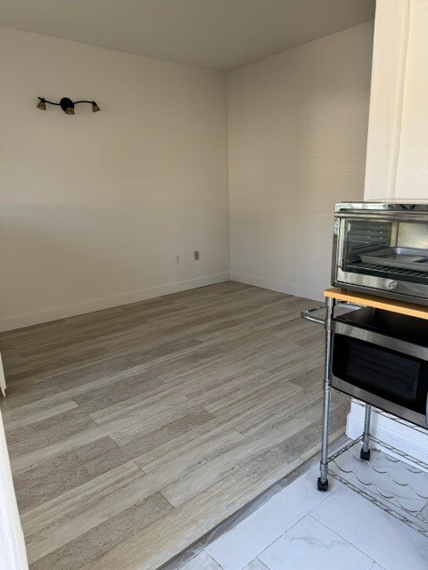 407 California St photo 2