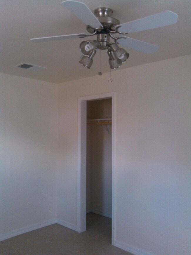 116 E Cullumber Ave Gilbert, AZ 85234 photo 2