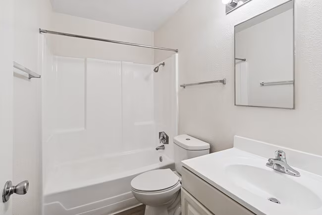 The Stratton Apartment Homes photo 5