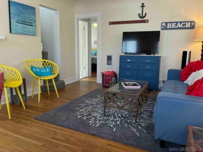 719 Ensenada Ct San Diego, CA 92109 photo 4