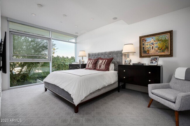 4745 N Scottsdale Rd Scottsdale, AZ 85251 photo 4