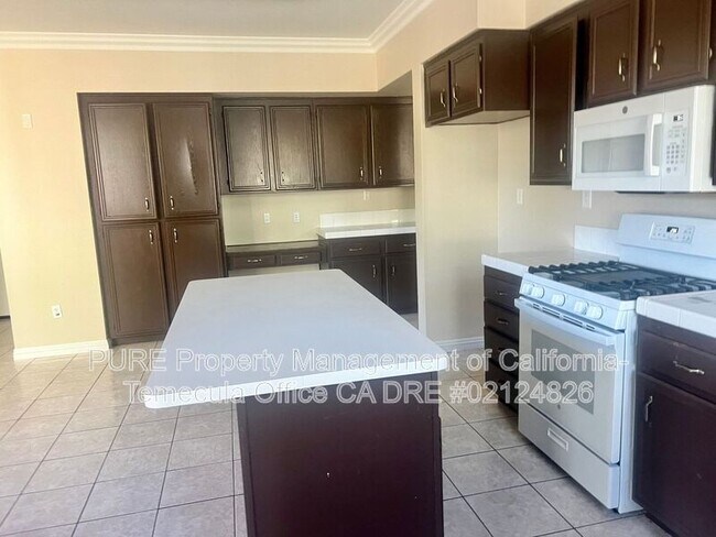 39918 Ashwood Ln Murrieta, CA 92563 photo 5