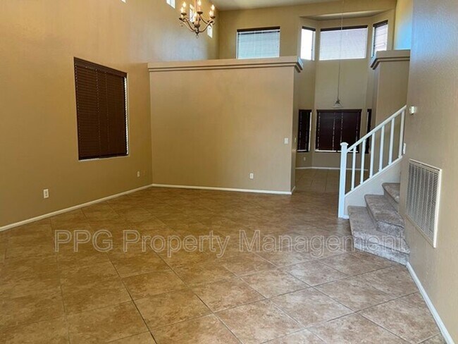 3017 S 80th Dr Phoenix, AZ 85043 photo 2