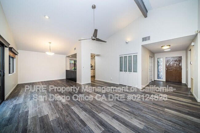 2898 Woodridge Cir Carlsbad, CA 92008 photo 4