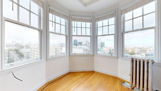19 Hermann St San Francisco, CA 94102 photo 2
