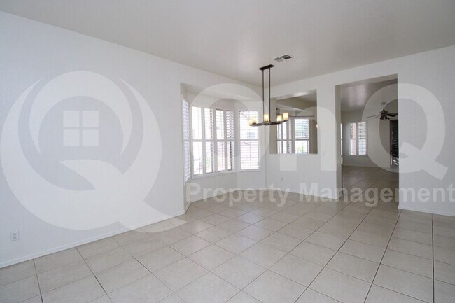 3305 E Jacinto Ave Mesa, AZ 85204 photo 4