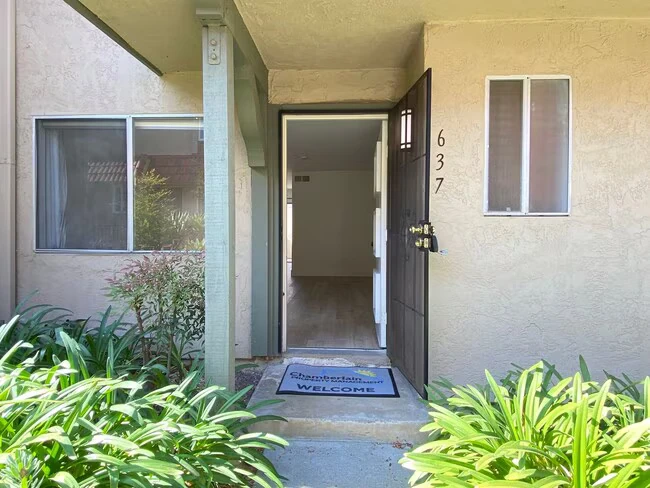 637 Beverly Pl San Marcos, CA 92078 photo 2