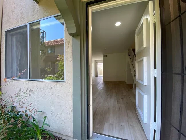 637 Beverly Pl San Marcos, CA 92078 photo 3